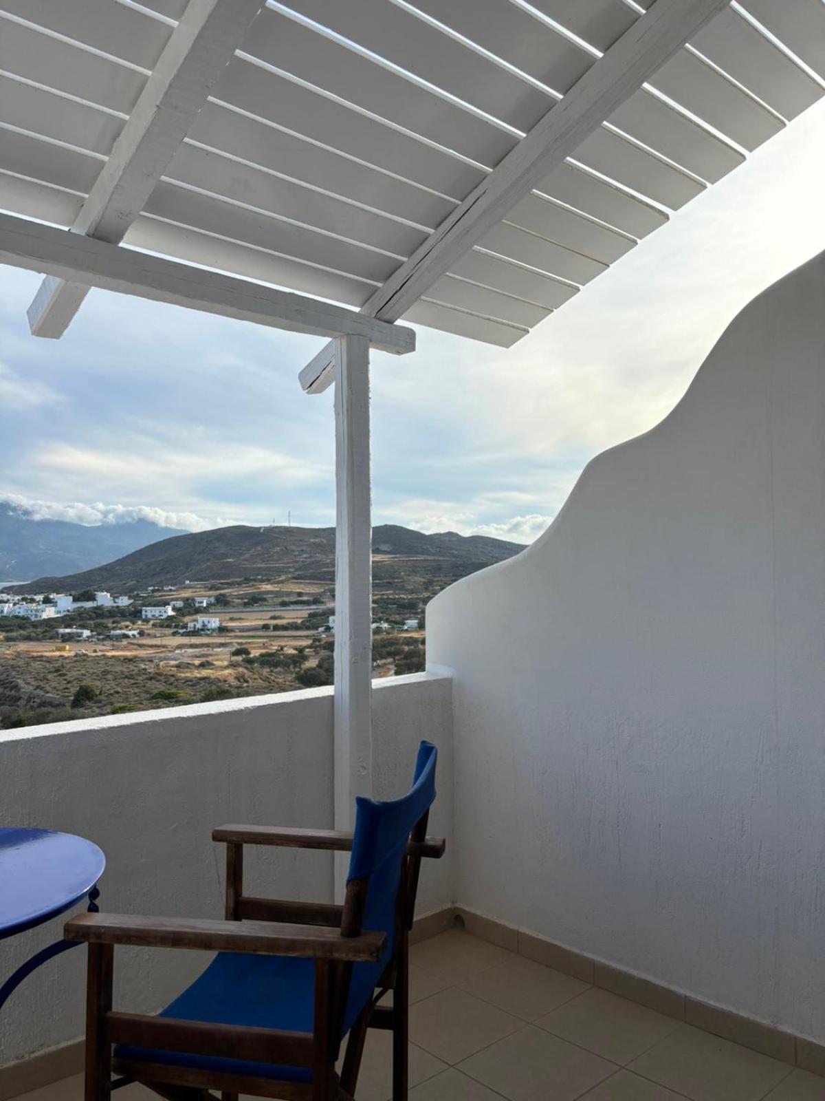 Kapetan Giannis Hotel Adamantas  Exterior foto